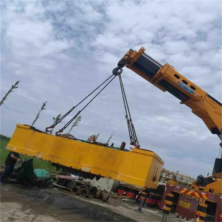 玉屏随车吊吊集装箱怎么吊